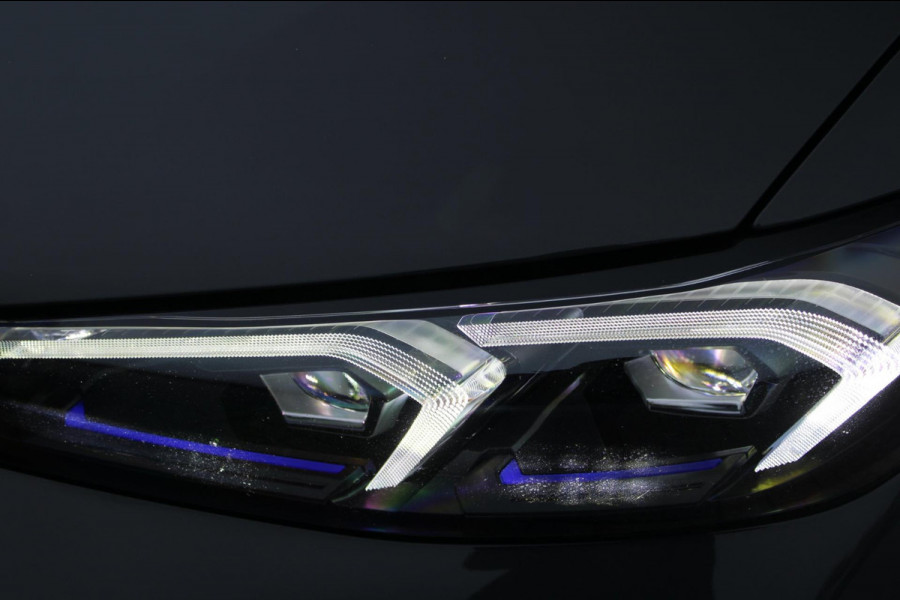 BMW 3-serie 330e M-Sport Pro | Pano | HUD | Carbon | HIFI | 19''