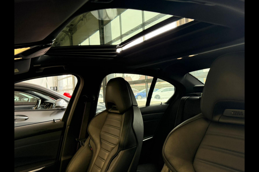 BMW 3-serie 330e xDrive M-Sport Pro | Kuipstoelen | Pano | ACC | HUD | Memory