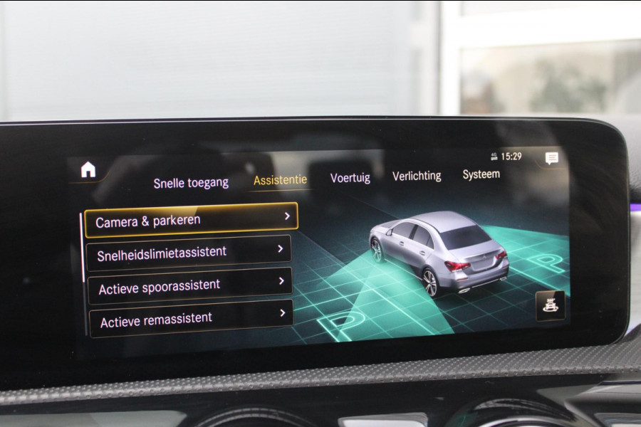 Mercedes-Benz A-Klasse 250 e Limousine AMG Night | Pano | Sfeer | Memory | Camera