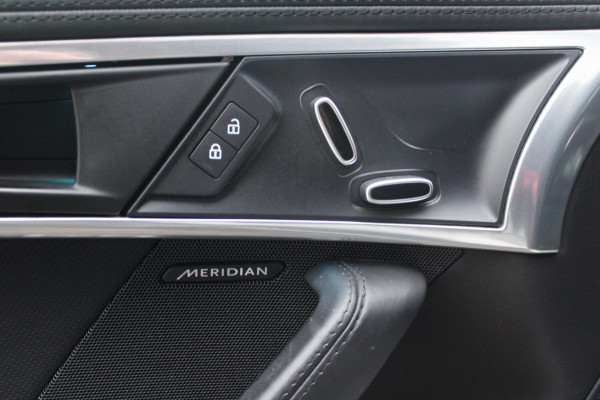 Jaguar F-Type P300 RWD R-Dynamic | Pano | Sportuitlaat | Meridian | 20''