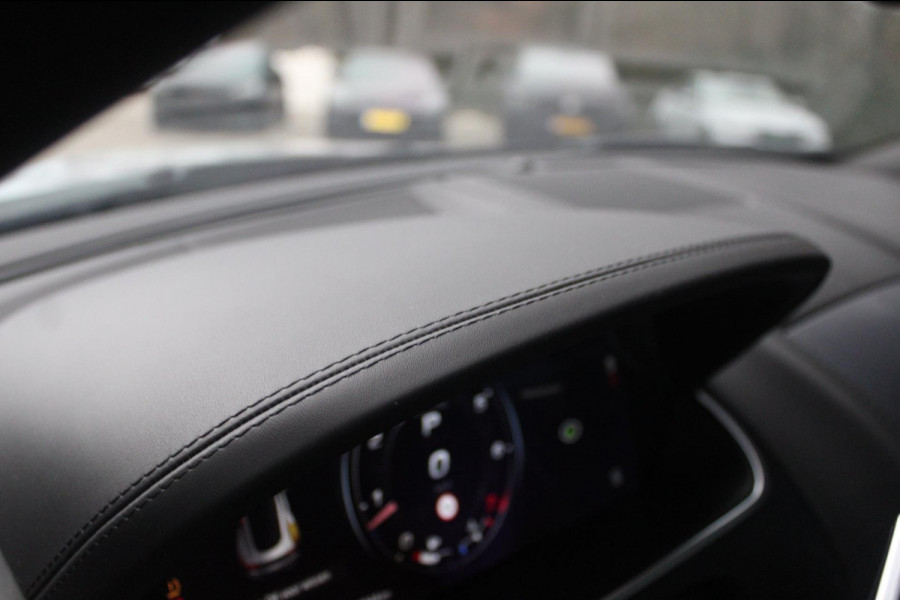 Jaguar F-Type P300 RWD R-Dynamic | Pano | Sportuitlaat | Meridian | 20''