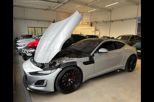 Jaguar F-Type P300 RWD R-Dynamic | Pano | Sportuitlaat | Meridian | 20''