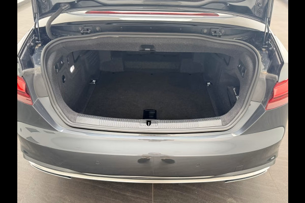 Audi A5 Cabriolet 40 Tfsi S-Tronic (150kW/204pk) ** MATRIX, LEDER, VIRTUAL, NEKVERW, 18-inch LMV, ADAPT. CRUISE ** 1e EIG - € 24.700,= onder NP ** ** INFORMEER OOK NAAR ONZE AANTREKKELIJKE FINANCIAL-LEASE TARIEVEN **