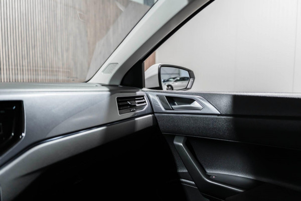 Volkswagen Polo 1.0 TSI R-Line DSG LED CRUISE PDC 2020