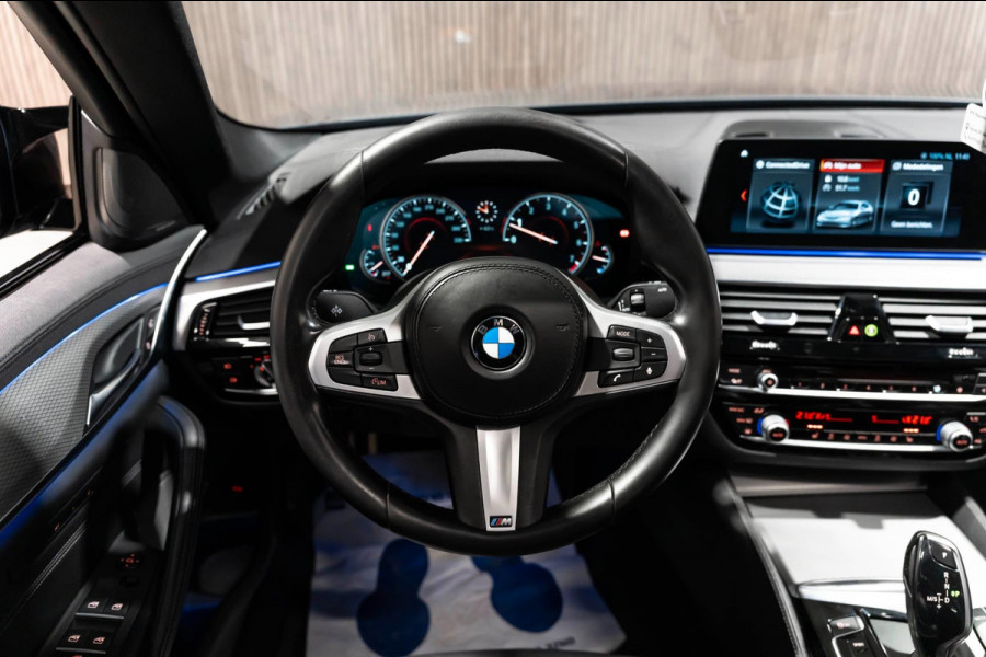 BMW 5 Serie 520i M Sport LED CAMRERA LEDER HARMAN KARDON FULL