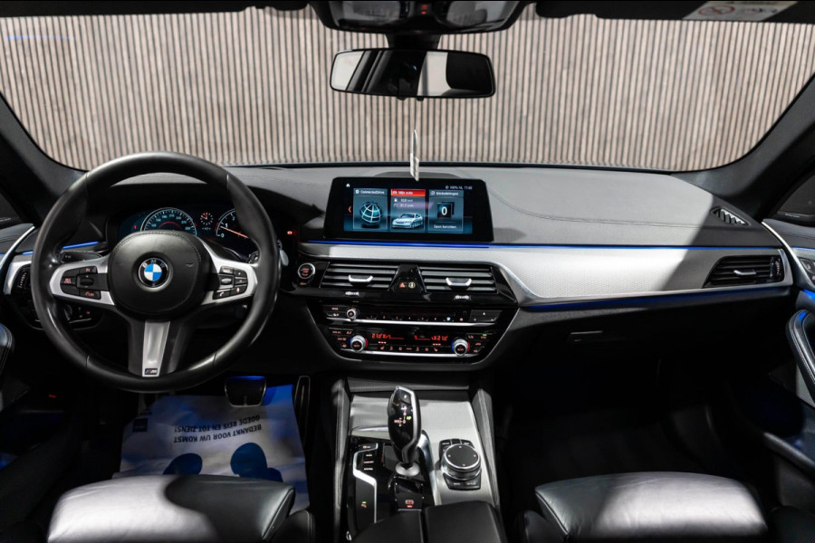BMW 5 Serie 520i M Sport LED CAMRERA LEDER HARMAN KARDON FULL