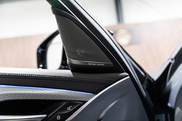 BMW 5 Serie 520i M Sport LED CAMRERA LEDER HARMAN KARDON FULL