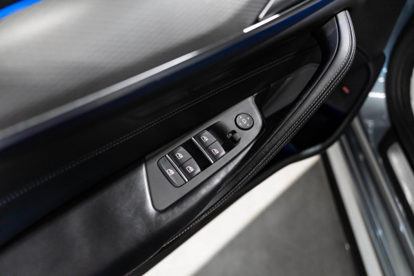 BMW 5 Serie 520i M Sport LED CAMRERA LEDER HARMAN KARDON FULL