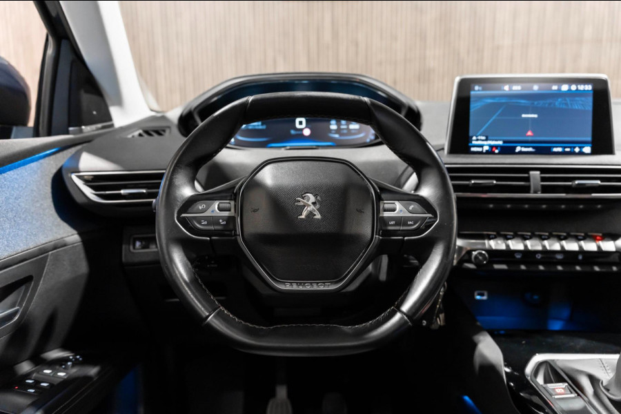 Peugeot 5008 1.2 7P LED PANO PDC