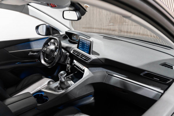 Peugeot 5008 1.2 7P LED PANO PDC