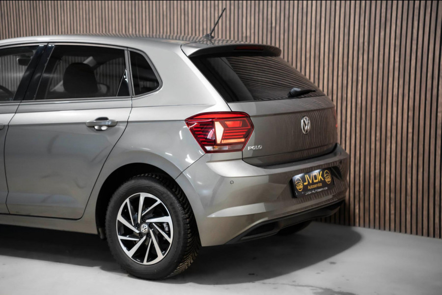 Volkswagen Polo 1.0 TSI Highline 2018 CLIMA PDC