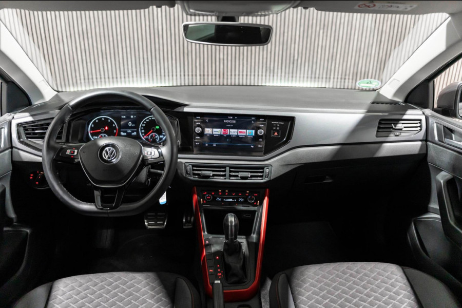 Volkswagen Polo 1.0 TSI Highline 2018 CLIMA PDC