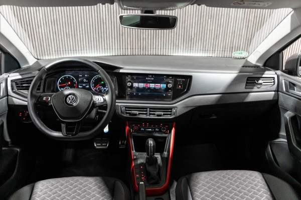 Volkswagen Polo 1.0 TSI Highline 2018 CLIMA PDC