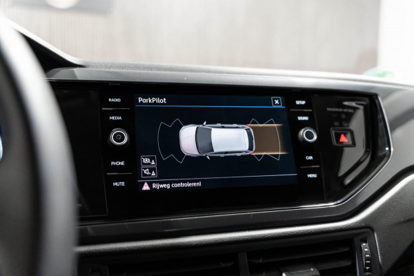 Volkswagen Polo 1.0 TSI Highline 2018 CLIMA PDC