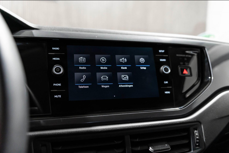 Volkswagen Polo 1.0 TSI Highline 2018 CLIMA PDC