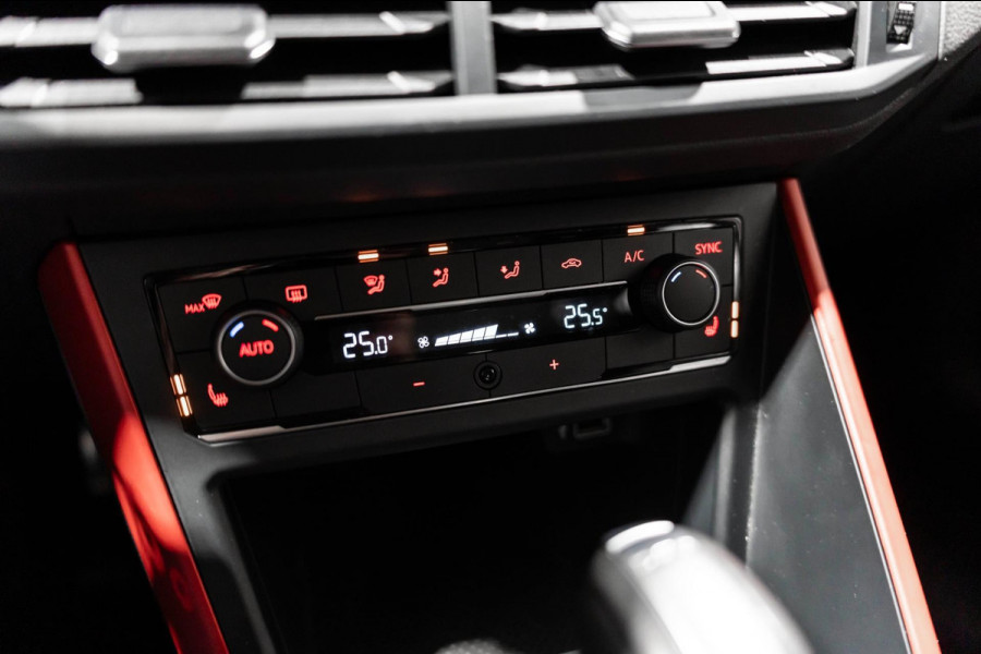 Volkswagen Polo 1.0 TSI Highline 2018 CLIMA PDC