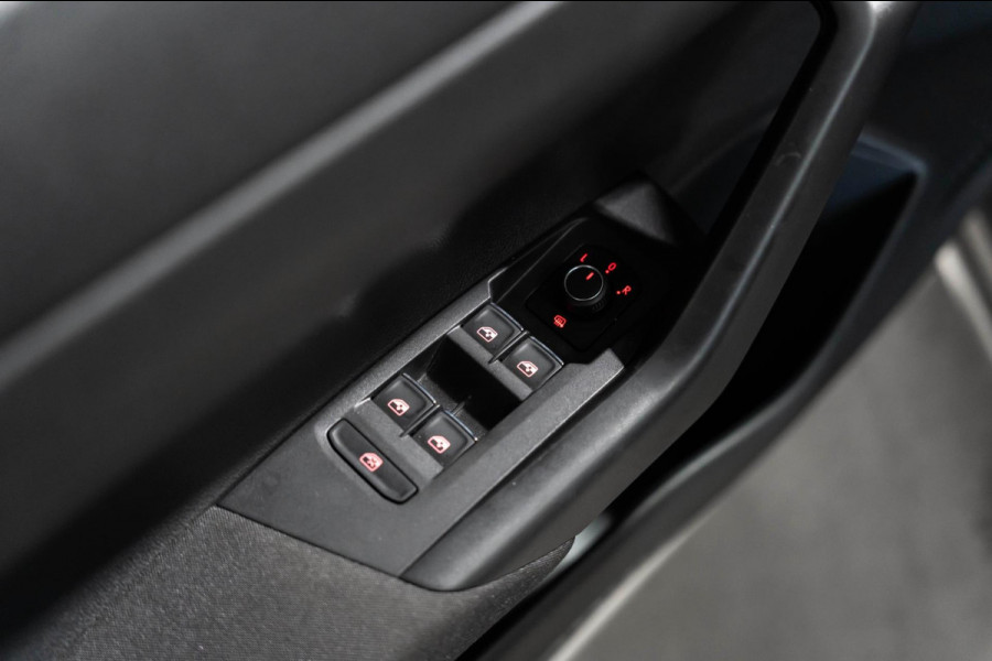 Volkswagen Polo 1.0 TSI Highline 2018 CLIMA PDC