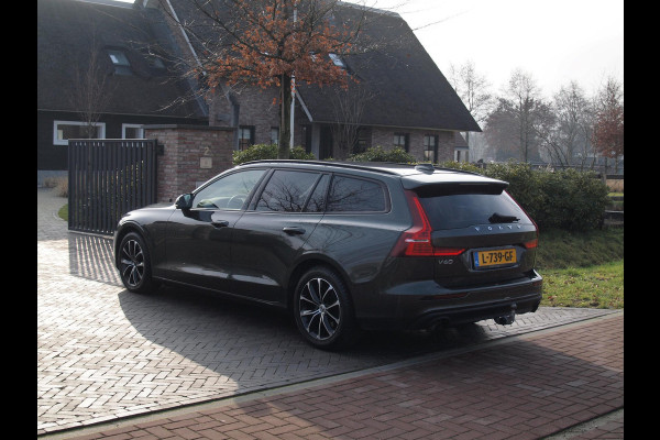 Volvo V60 2.0 B3 Momentum Advantage | Camera | Trekhaak | Apple Carplay | Cruise Control |