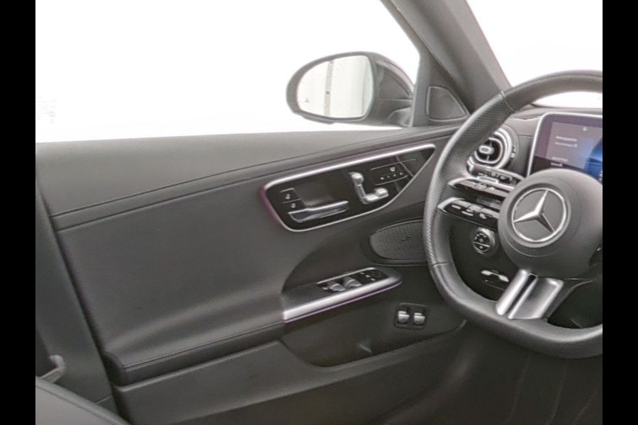 Mercedes-Benz C-Klasse Estate 300 e AMG Plug-In Hybride AMG Line | Night Pakket | Memory Voorstoelen | Easy-Pack Achterklep | Stuur en Stoelverwarming. Inclusief 24 maanden Mercedes-Benz Certified garantie voor Europa.