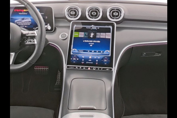 Mercedes-Benz C-Klasse Estate 300 e AMG Plug-In Hybride AMG Line | Night Pakket | Memory Voorstoelen | Easy-Pack Achterklep | Stuur en Stoelverwarming. Inclusief 24 maanden Mercedes-Benz Certified garantie voor Europa.