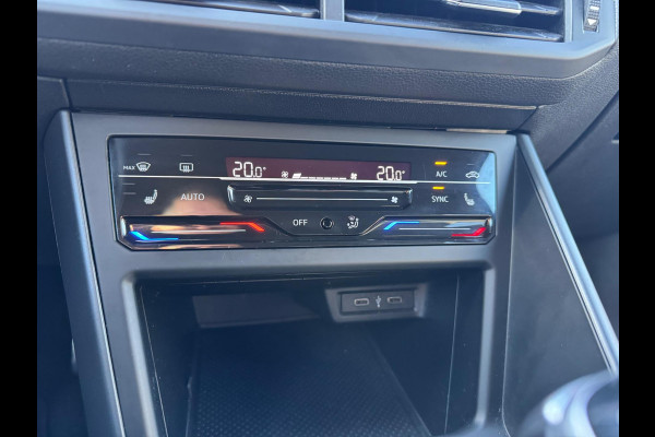 Volkswagen Taigo 1.0 TSI 3X R-Line DSG Virtual Led Clima Camera