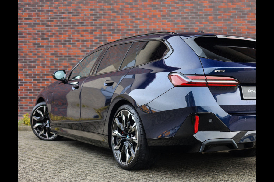 BMW 5 Serie Touring 550e xDrive | Pano - Trekhaak - Bow&Wil