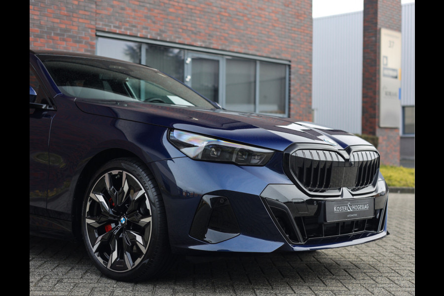 BMW 5 Serie Touring 550e xDrive | Pano - Trekhaak - Bow&Wil