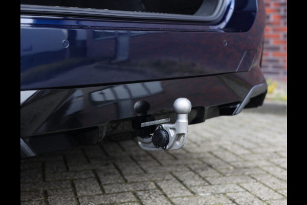 BMW 5 Serie Touring 550e xDrive | Pano - Trekhaak - Bow&Wil