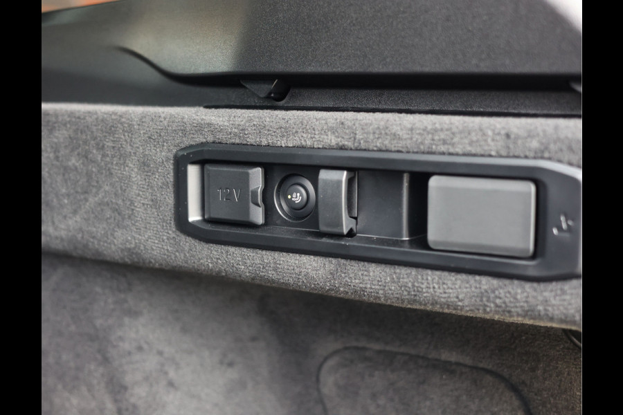 BMW 5 Serie Touring 550e xDrive | Pano - Trekhaak - Bow&Wil