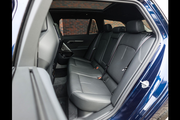 BMW 5 Serie Touring 550e xDrive | Pano - Trekhaak - Bow&Wil