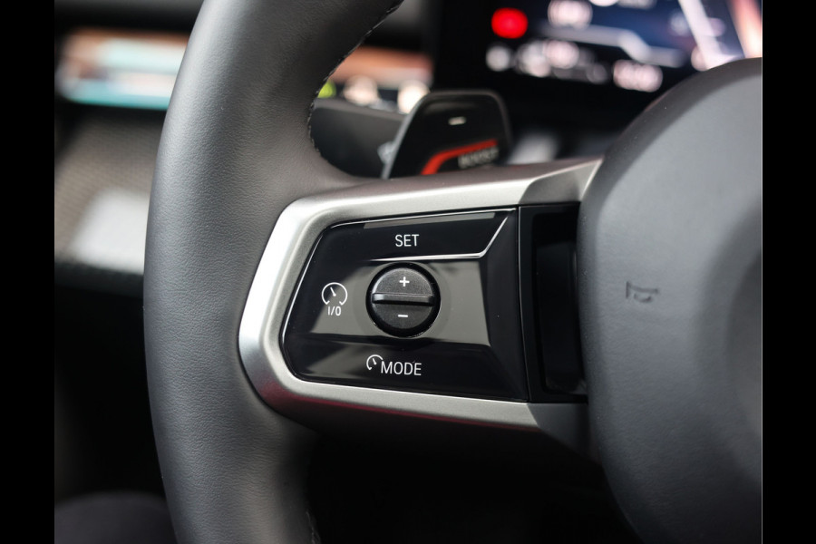 BMW 5 Serie Touring 550e xDrive | Pano - Trekhaak - Bow&Wil