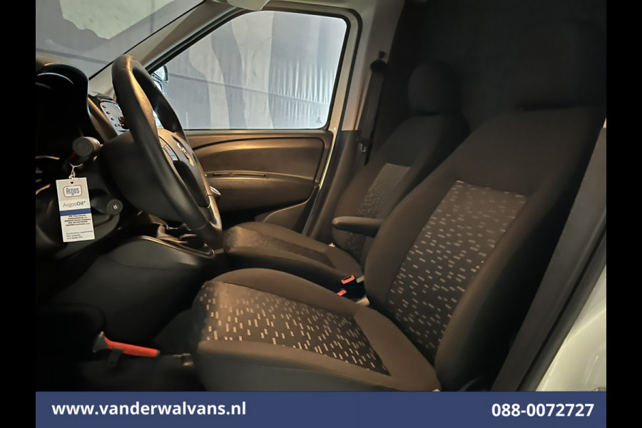Opel Combo 1.3 CDTi 96pk L1H1 Euro6 inrichting Airco | LM velgen | Trekhaak | Cruisecontrol | Stoelverwarming Parkeersensoren, Bluetooth-telefoonvoorbereiding