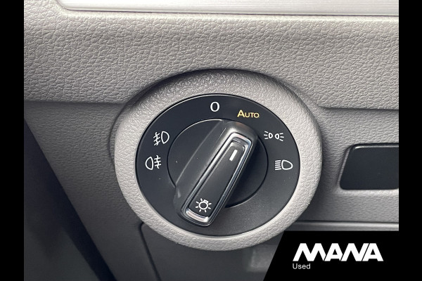 Volkswagen Transporter 2.0TDI 150PK L1H1 BULLI Automaat Leer Trekhaak Camera Adaptive cruise LED