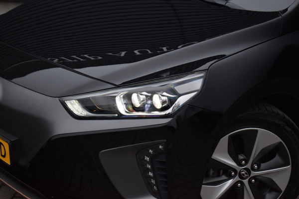 Hyundai IONIQ Premium EV | Schuif/kanteldak | Adaptive cruise control | Lederen Bekleding | Stoelverwarming V+A |  Stoelventilatie |