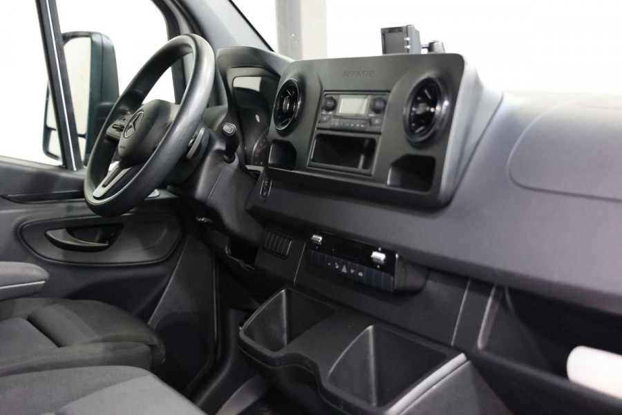 Mercedes-Benz Sprinter 315 BAKWAGEN MET LAADKLEP AUTOMAAT