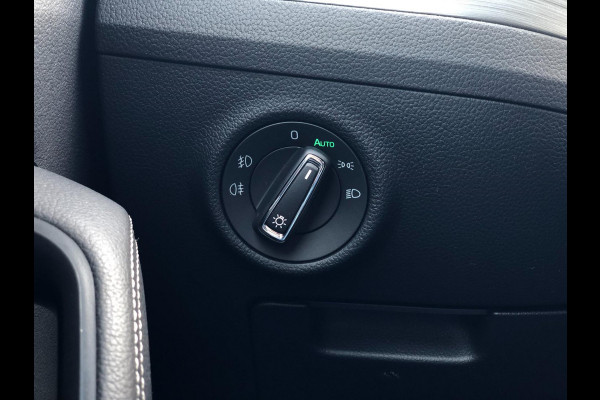 Škoda Superb Combi 1.4 TSI iV Business Edition Plus PHEV | Navi, 360 Camera, Stoel+Achterb.verw., ACC, El. A.klep | Dealeroh. |