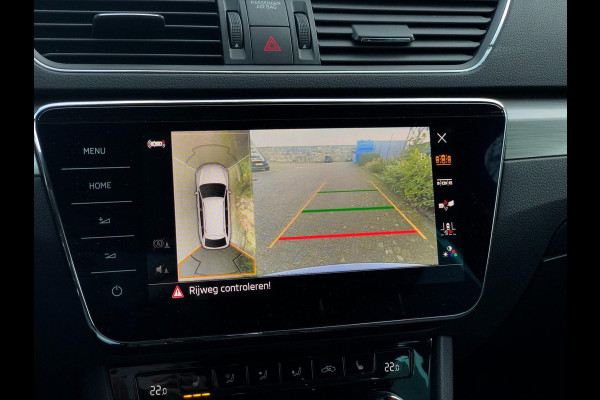 Škoda Superb Combi 1.4 TSI iV Business Edition Plus PHEV | Navi, 360 Camera, Stoel+Achterb.verw., ACC, El. A.klep | Dealeroh. |