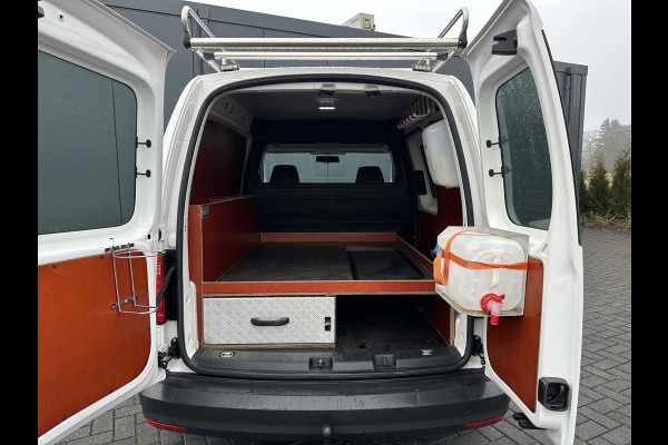 Volkswagen Caddy 1.4 TSI BENZINE AUTOMAAT !! / BPM VRIJ / IMPERIAAL / TREKHAAK / INRICHTING / NAVI / AIRCO / CRUISE
