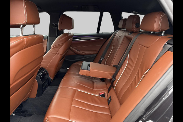 BMW 5 Serie Touring 530e Business Edition Plus Trekhaak | M Pakket | Laser Light |