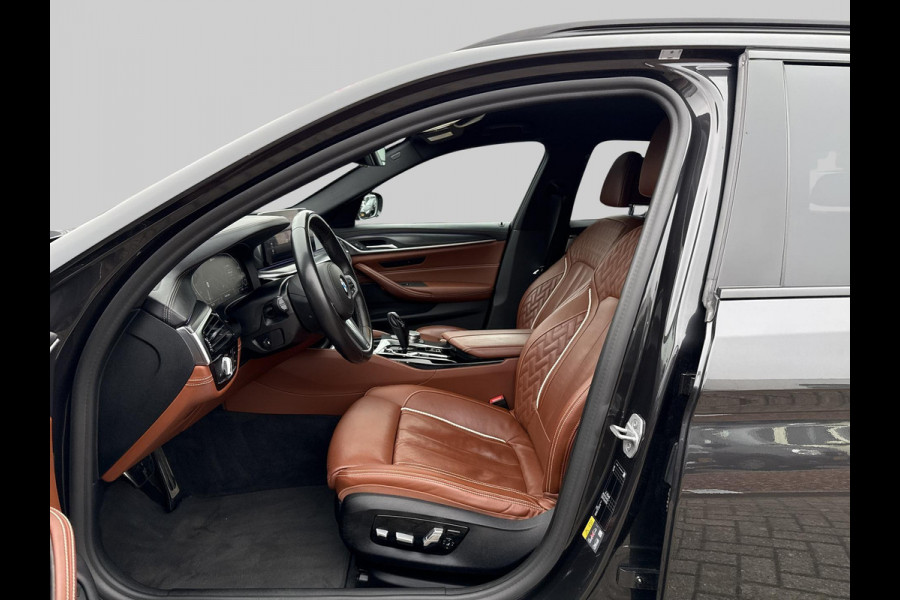 BMW 5 Serie Touring 530e Business Edition Plus Trekhaak | M Pakket | Laser Light |