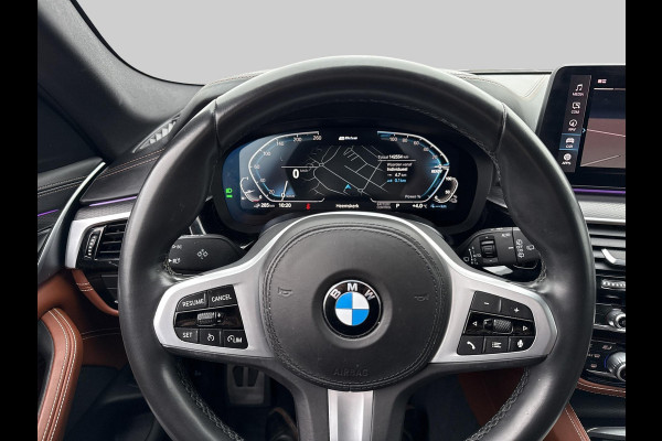 BMW 5 Serie Touring 530e Business Edition Plus Trekhaak | M Pakket | Laser Light |