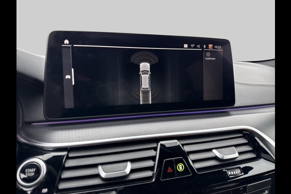 BMW 5 Serie Touring 530e Business Edition Plus Trekhaak | M Pakket | Laser Light |