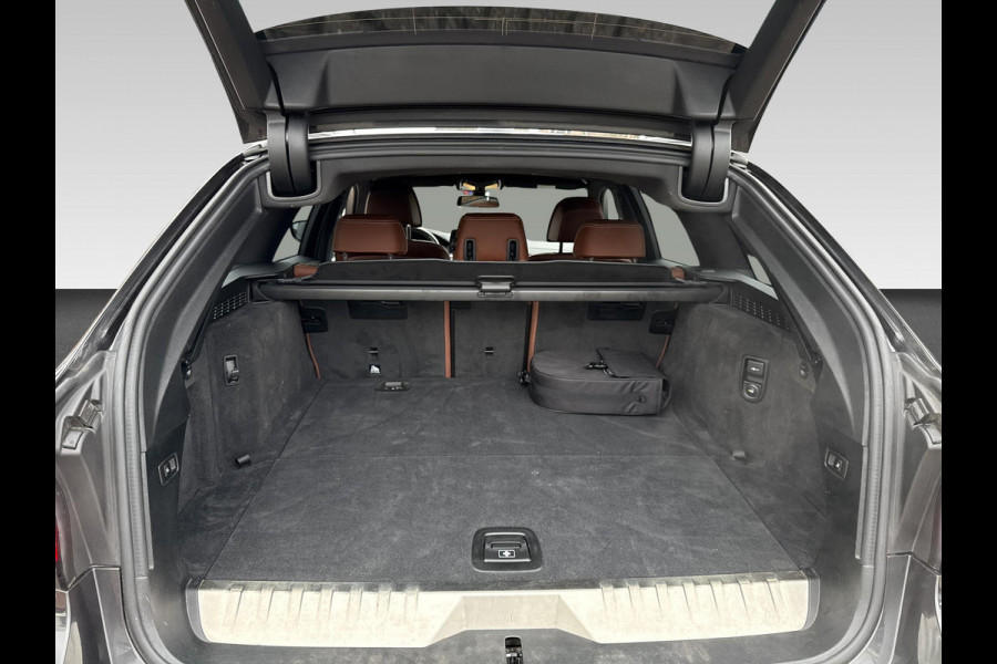 BMW 5 Serie Touring 530e Business Edition Plus Trekhaak | M Pakket | Laser Light |