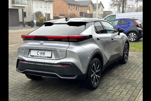 Toyota C-HR 1.8 Hybrid First edition | Dodehoekherkenning, Stoel + Stuurverwarming, Groot scherm, Parkeersensoren
