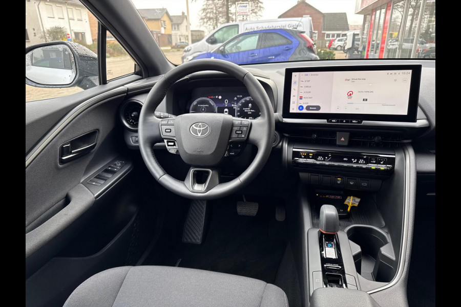 Toyota C-HR 1.8 Hybrid First edition | Dodehoekherkenning, Stoel + Stuurverwarming, Groot scherm, Parkeersensoren