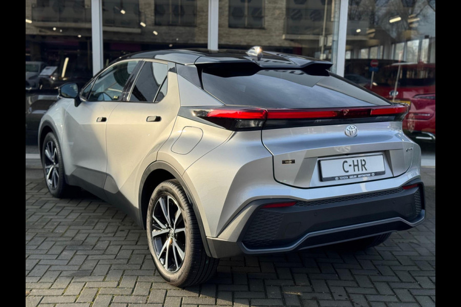 Toyota C-HR 1.8 Hybrid First edition | Elektrische achterklep, Dodehoekherkenning, Stoel + Stuurverwarming, Groot scherm, Parkeersensoren