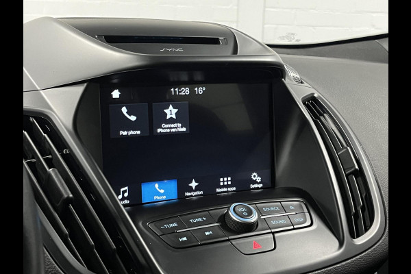 Ford Kuga 1.5 EcoBoost ST Line Trekhaak | Cruise control | Voorruit verwarming | Climate control | Stoelverwarming | Keyless | Dode hoek assistent