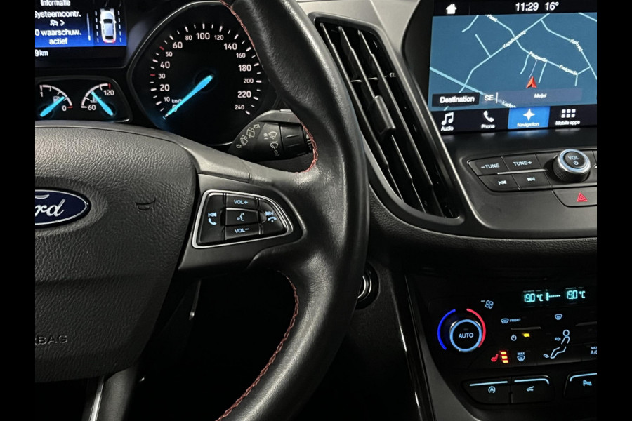 Ford Kuga 1.5 EcoBoost ST Line Trekhaak | Cruise control | Voorruit verwarming | Climate control | Stoelverwarming | Keyless | Dode hoek assistent