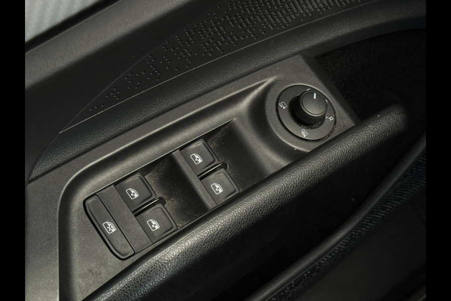 Škoda ENYAQ iV 80 Sportline, panoramadak, achteruitrijcamera, stoelverwarming, vele opties, 1 e eigenaar, NL auto met nap