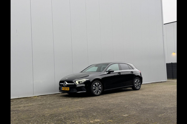 Mercedes-Benz A-Klasse A180 BUSINESS SOLUTION STOELVERWARMING FULLSCREEN DAB+ NAP HALF LEDER